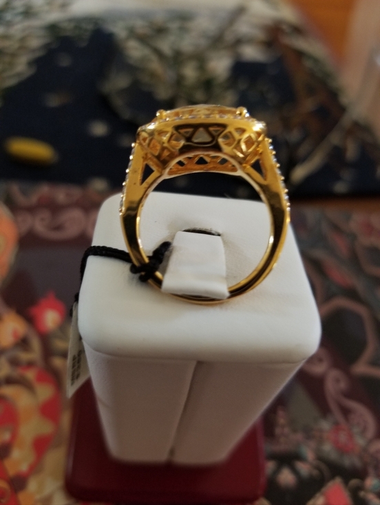 Ring - Picture 8 of 9